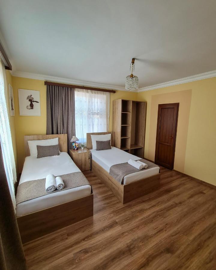 Seva Guesthouse And Cottages Byurakan Exterior foto